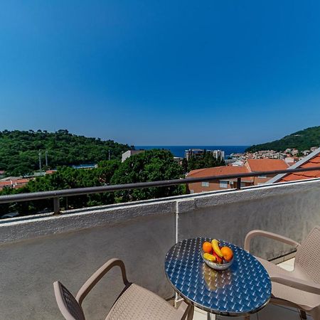 Apartment Knezevic Petrovac Екстер'єр фото