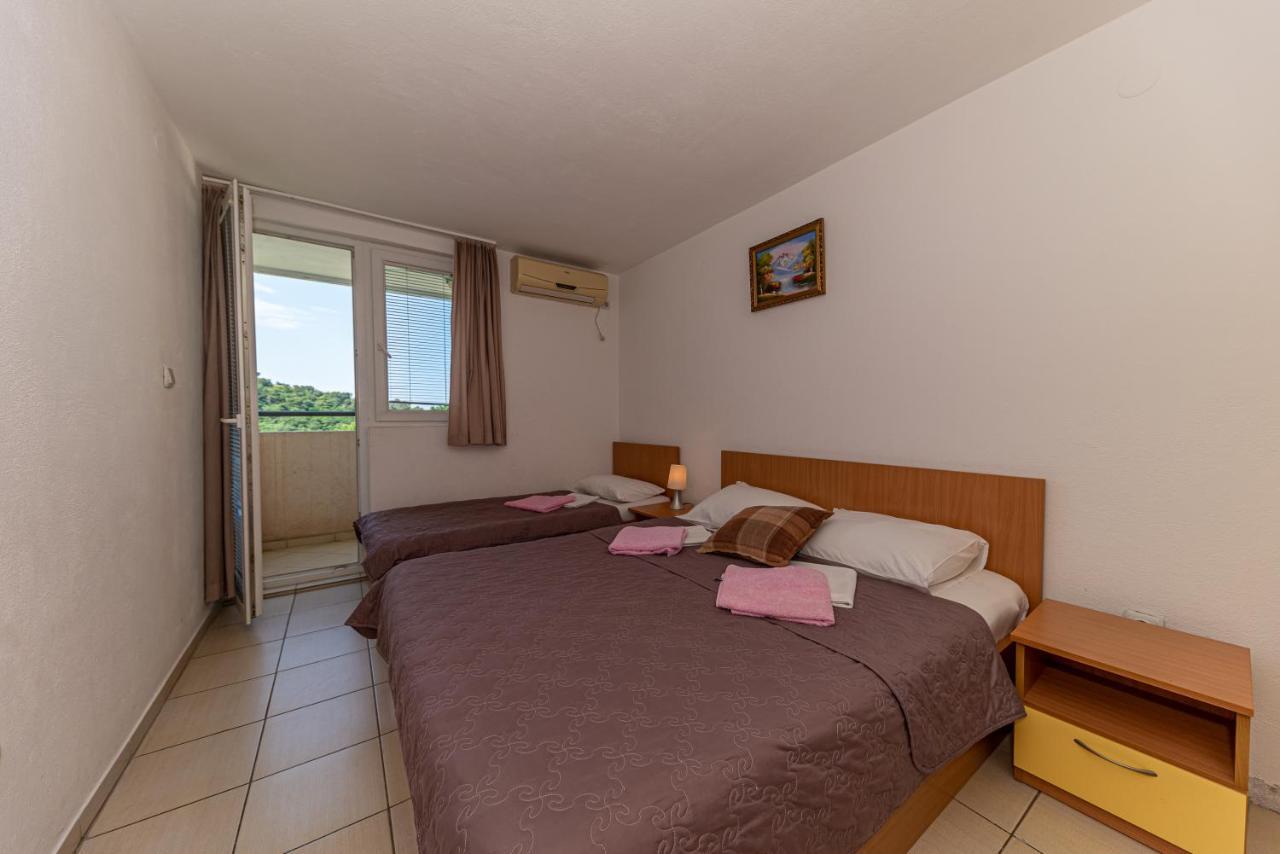 Apartment Knezevic Petrovac Екстер'єр фото