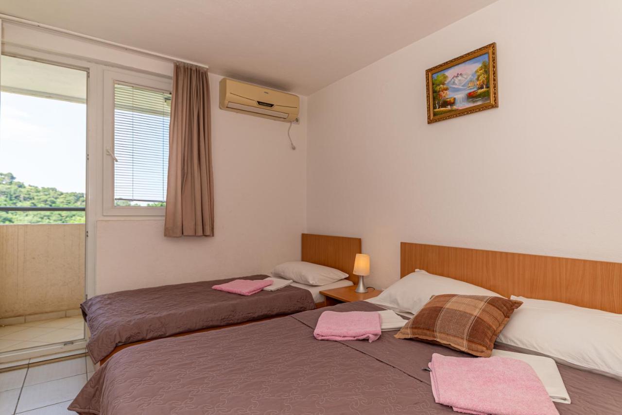Apartment Knezevic Petrovac Екстер'єр фото
