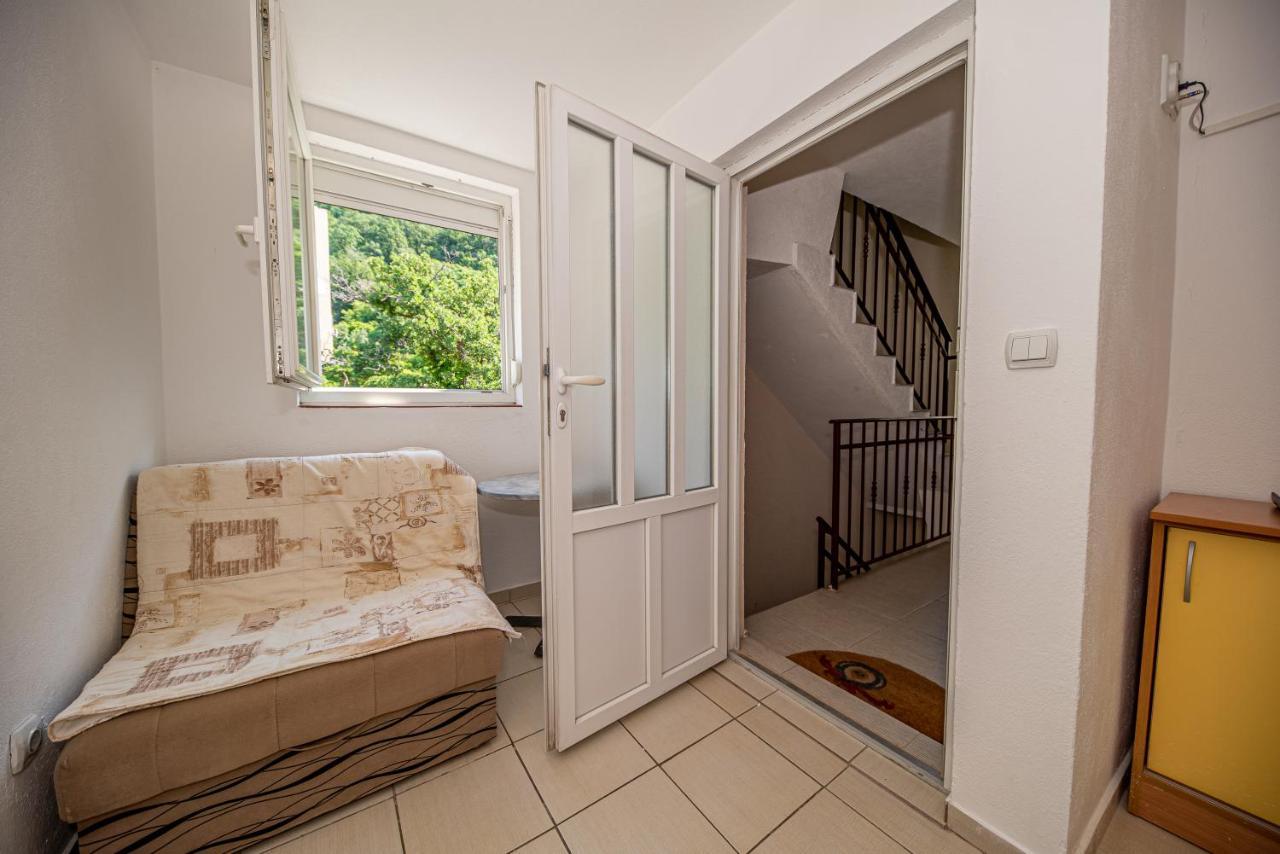 Apartment Knezevic Petrovac Екстер'єр фото