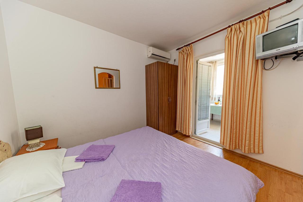 Apartment Knezevic Petrovac Екстер'єр фото