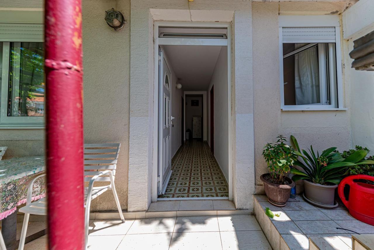 Apartment Knezevic Petrovac Екстер'єр фото