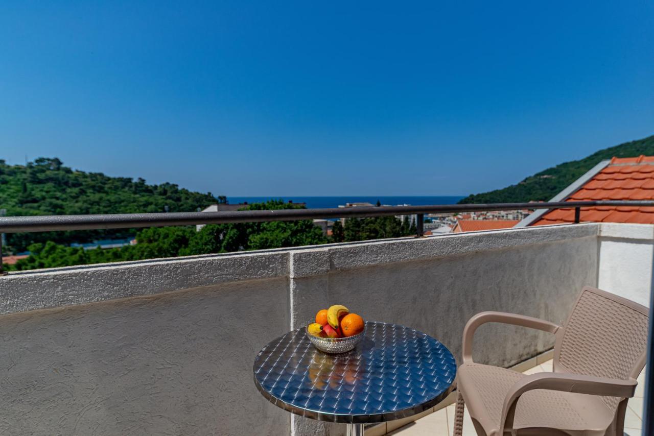 Apartment Knezevic Petrovac Екстер'єр фото