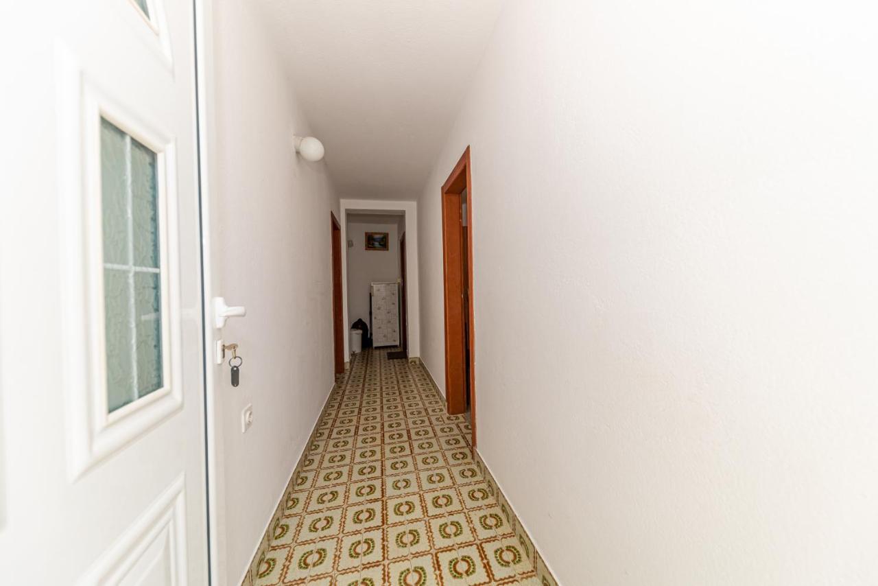 Apartment Knezevic Petrovac Екстер'єр фото