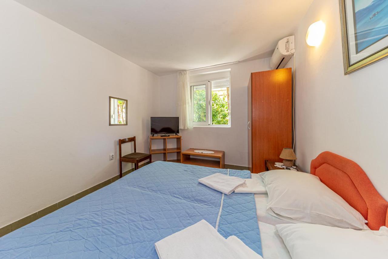Apartment Knezevic Petrovac Екстер'єр фото