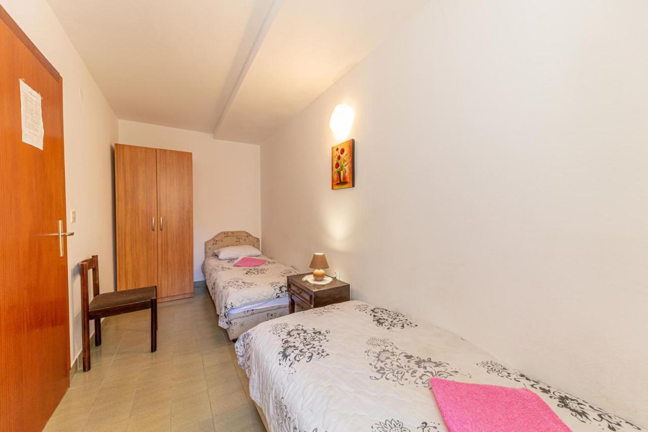 Apartment Knezevic Petrovac Екстер'єр фото
